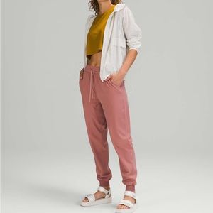 Lululemon STRETCH HIGH-RISE JOGGER *FULL LENGTH size 4 Color Spiced Chai